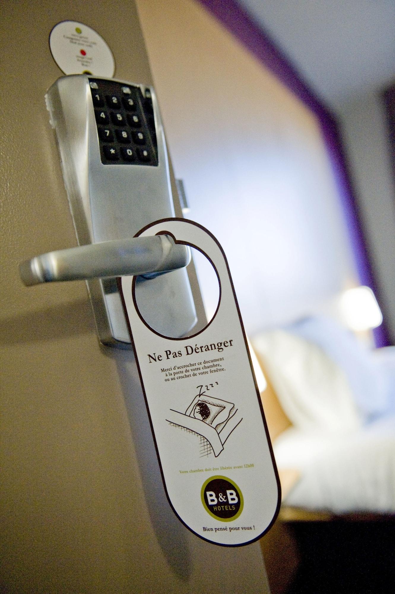 B&B Hotel Montauban Buitenkant foto
