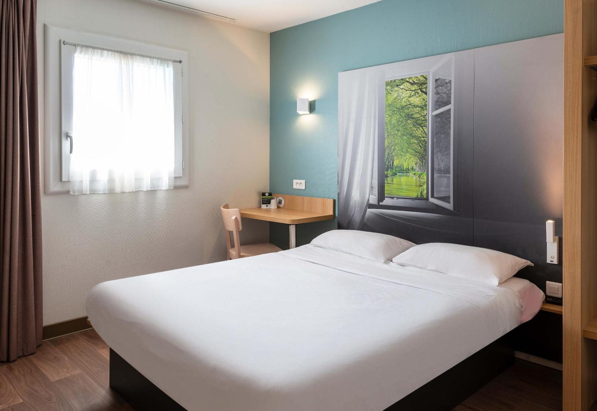 B&B Hotel Montauban Buitenkant foto
