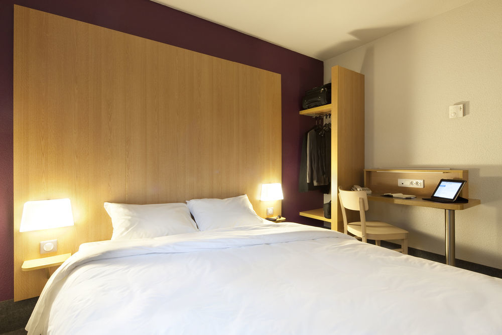 B&B Hotel Montauban Buitenkant foto