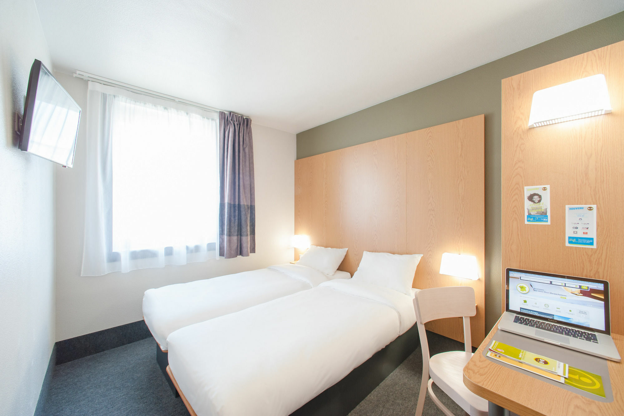B&B Hotel Montauban Buitenkant foto