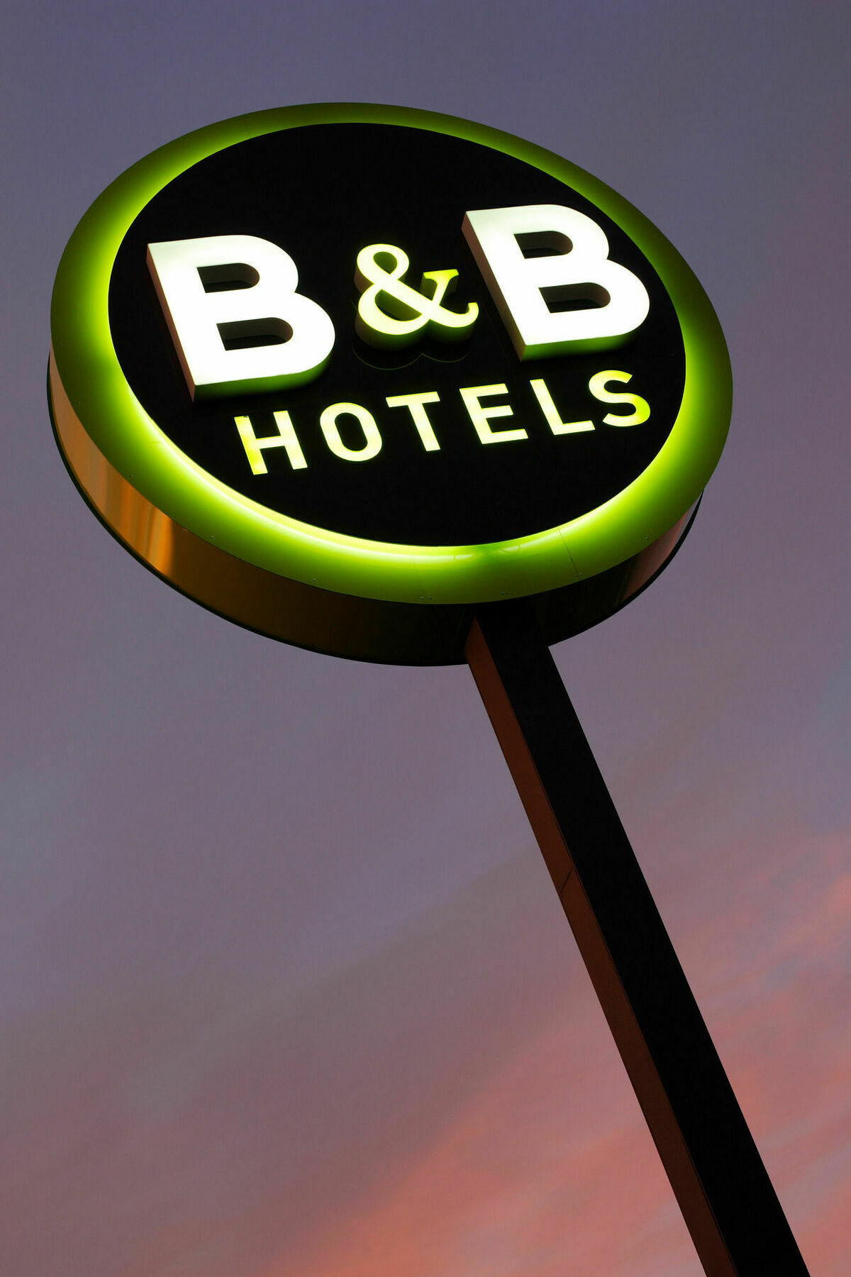 B&B Hotel Montauban Buitenkant foto
